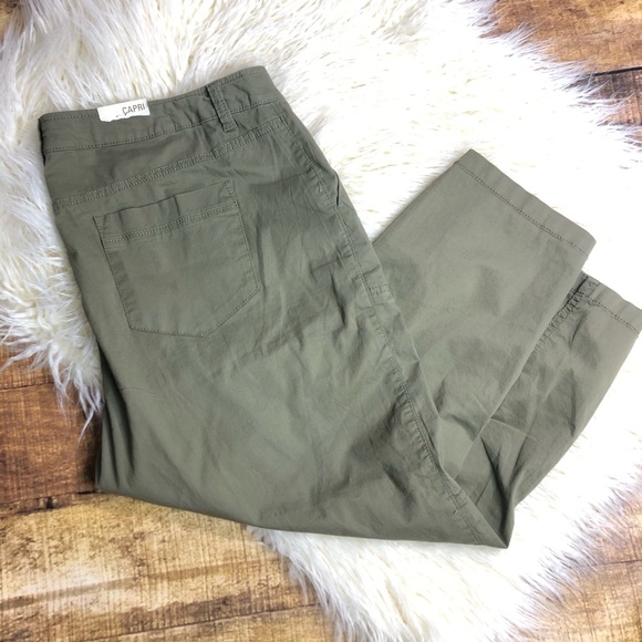 sonoma capris size 16